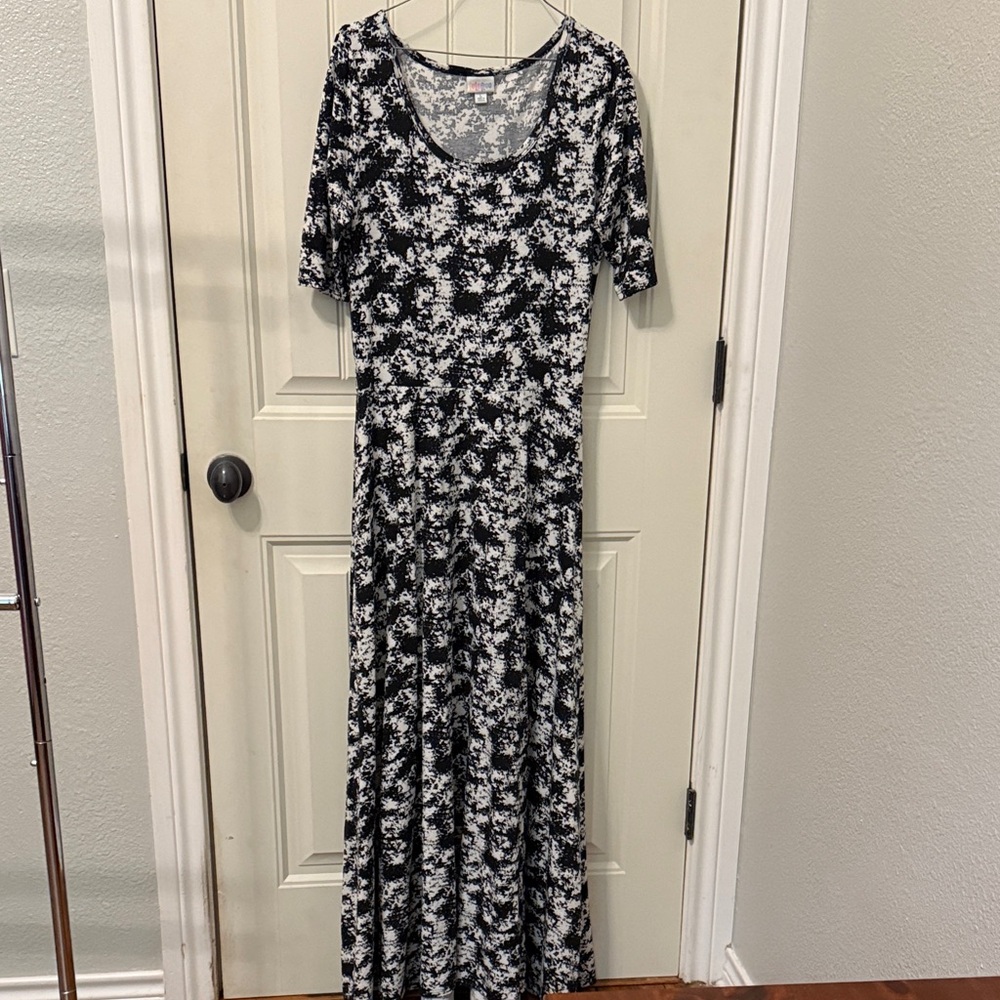 LuLaRoe Black and White Patterned Maxi Dress